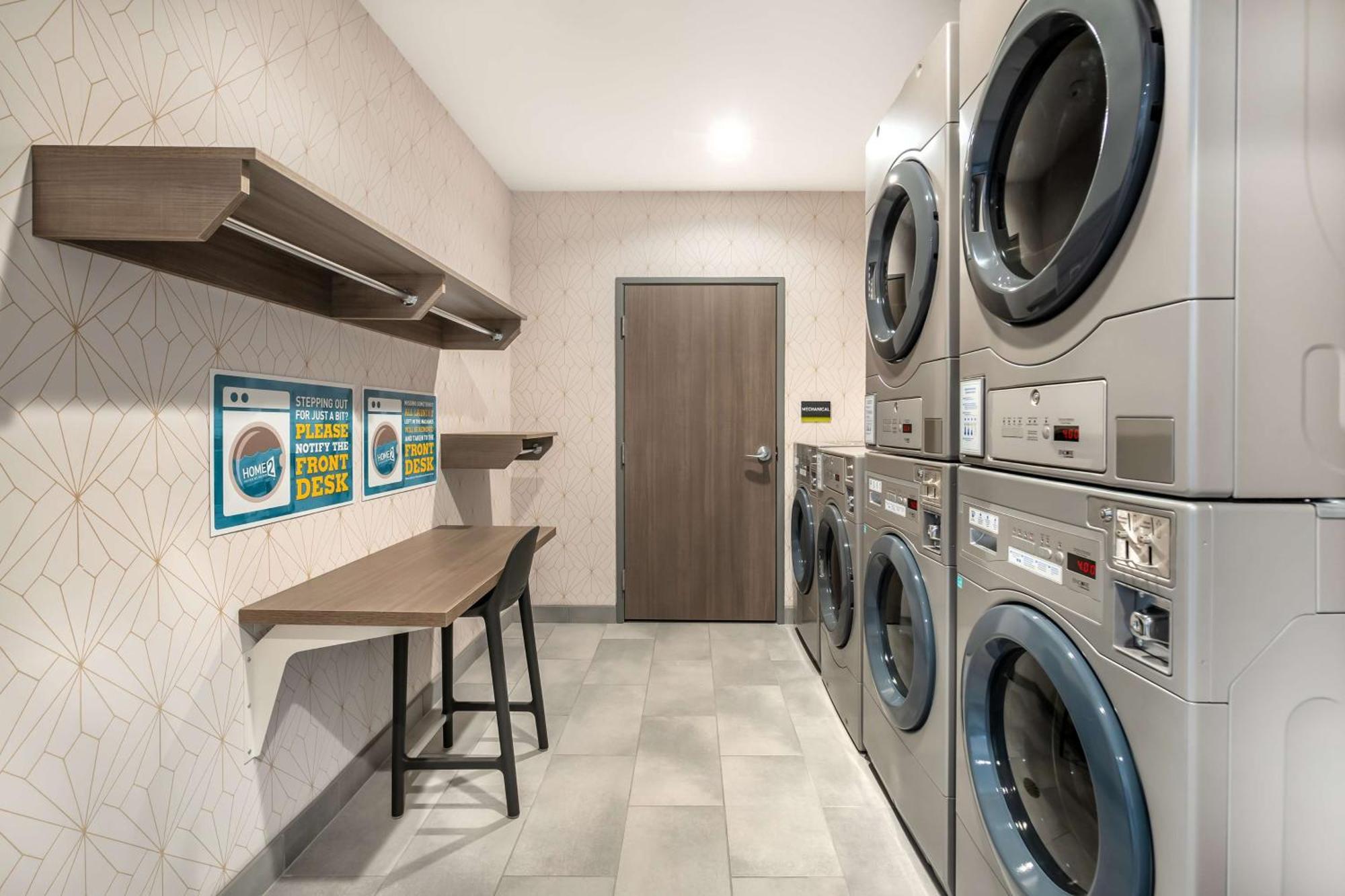 Home2 Suites By Hilton Reynoldsburg Columbus East Екстер'єр фото